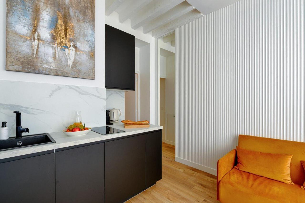 Appartement Design Ile St Louis - Welkeys Paris Exterior photo
