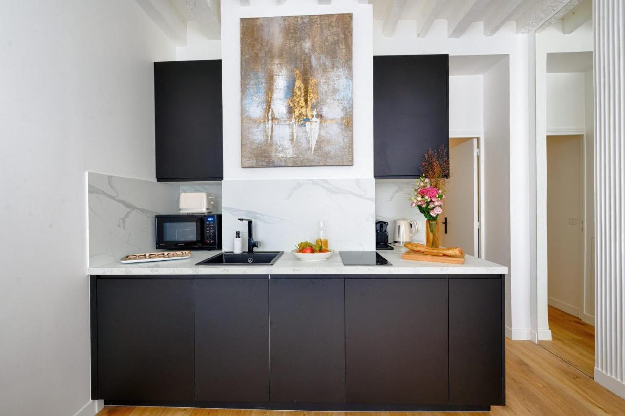 Appartement Design Ile St Louis - Welkeys Paris Exterior photo